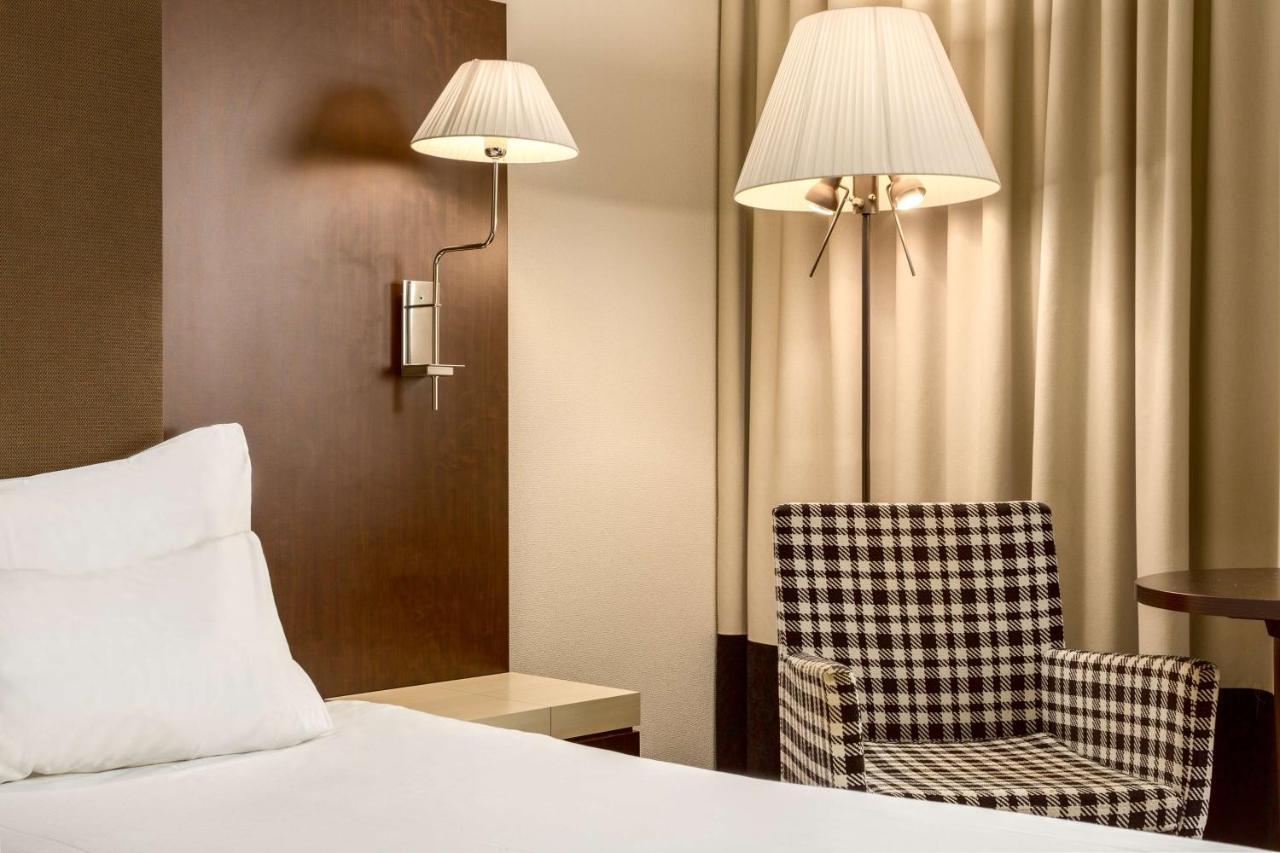 Nh Geldrop Hotel Exterior photo